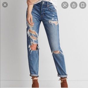 American eagle Tomgirl jeans
